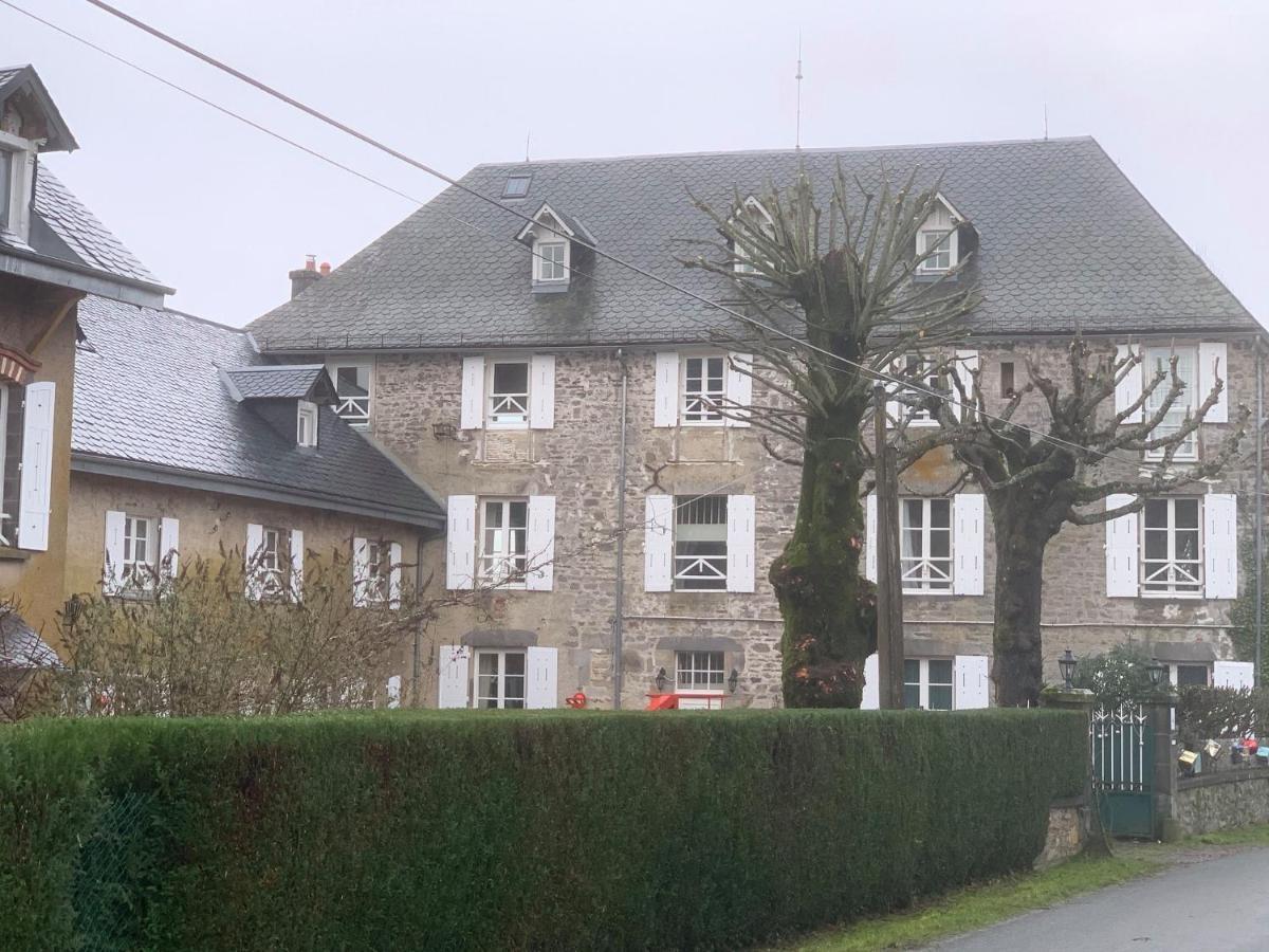 Chateau De Savennes - Caveau De Sabrage Экстерьер фото