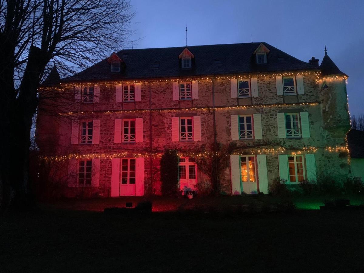 Chateau De Savennes - Caveau De Sabrage Экстерьер фото